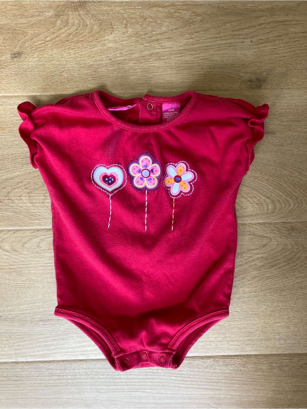 Vintage Y2K Love So Sweet Red Heart & Flower Appliqué Onesie